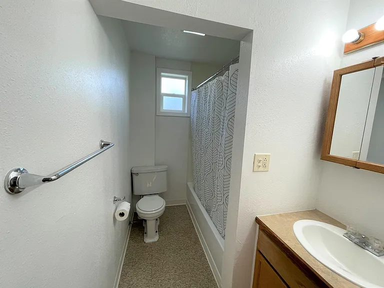 103 S Ivy St #3 — Photo 3