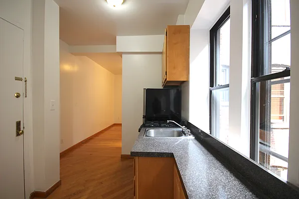 Rented by Vanderborgh Realty  | media 2