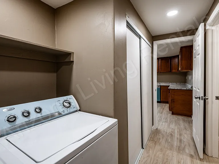 3939 N Aztec Rd — Photo 10