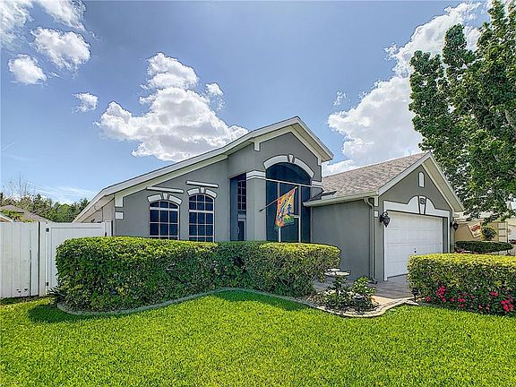 2nd image of 2714 Cranes Cove Dr