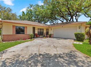 6109 County Line Rd, Spring Hill, FL 34606