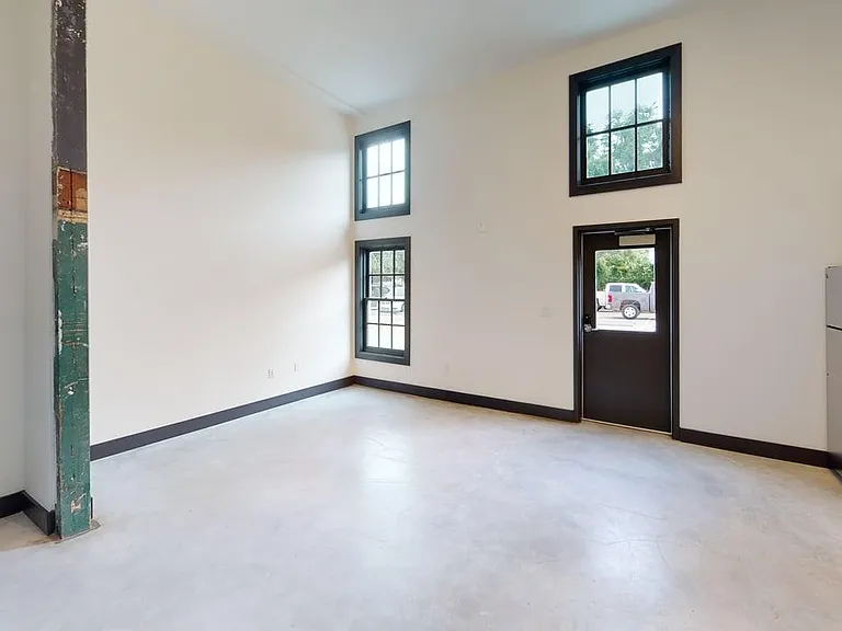 Thirty60 Lofts — Photo 63