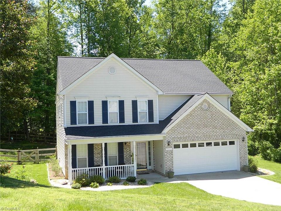 2nd image of 120 Smith Branch Ct