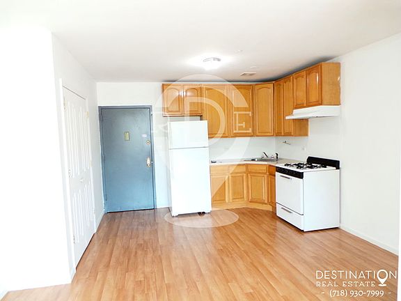 3rd image of 728 5th Ave APT A3
