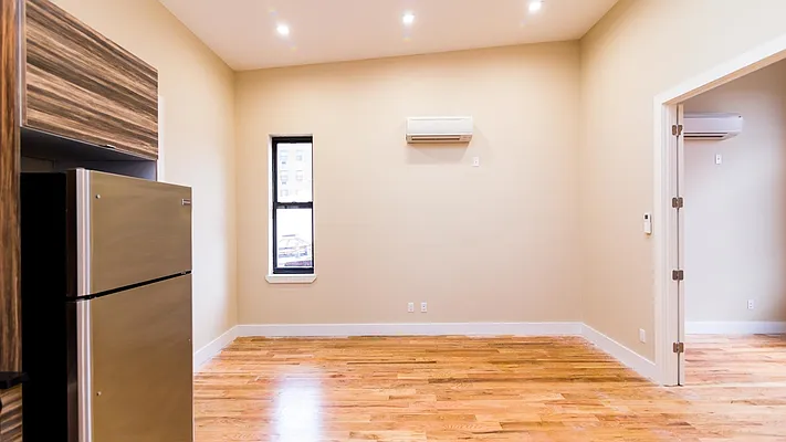 Rented by Nooklyn NYC LLC | media 19