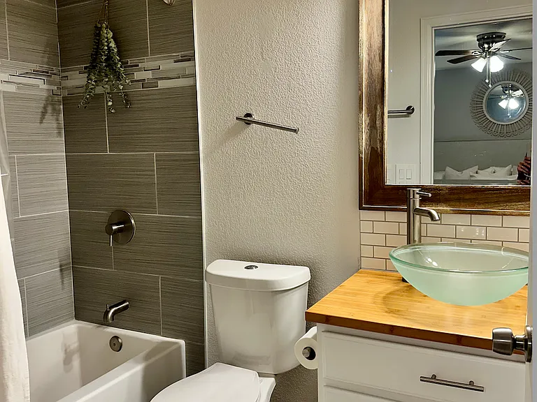 4131 W Kenyon Ave — Photo 26