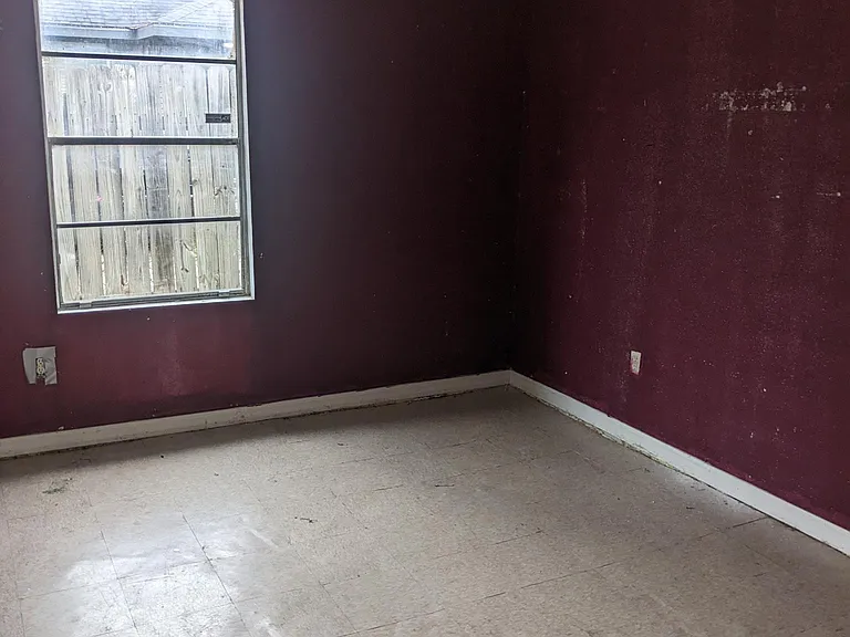 1711 Ceralvo St — Photo 4