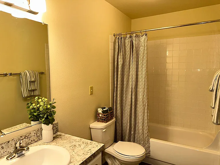 5733 SE King Rd — Photo 10