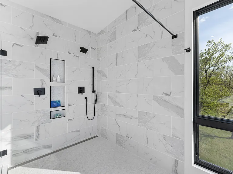 2721 S Lakeview Dr #1 — Photo 26
