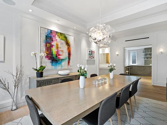 4th image of 25 E 9th St #5BC