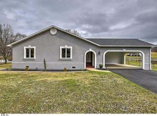 1721 Lone Oak Rd, Johnson City, TN 37604