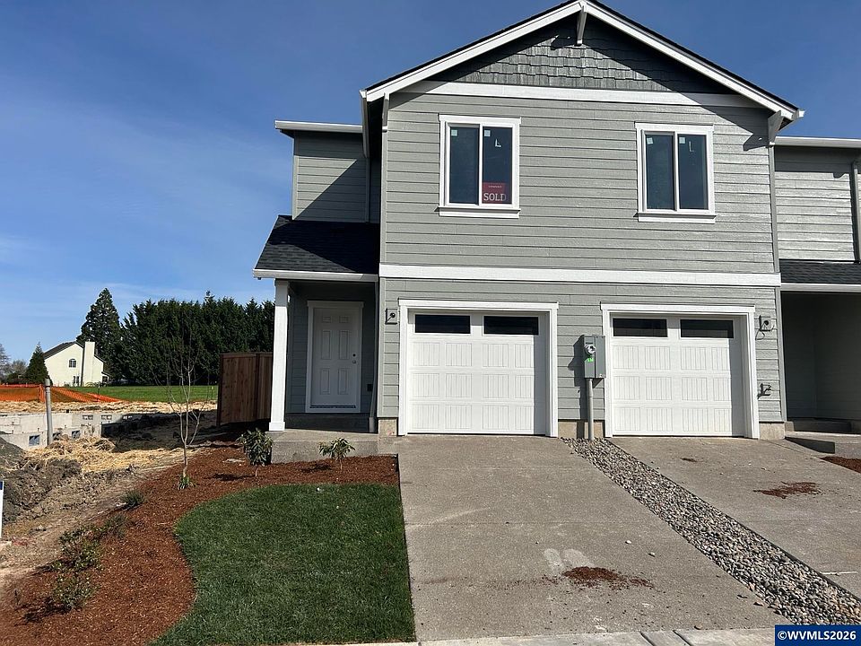 1st image of 1465 Laura Vista Dr NW
