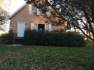 1417 R Ave, Traer, IA 50675