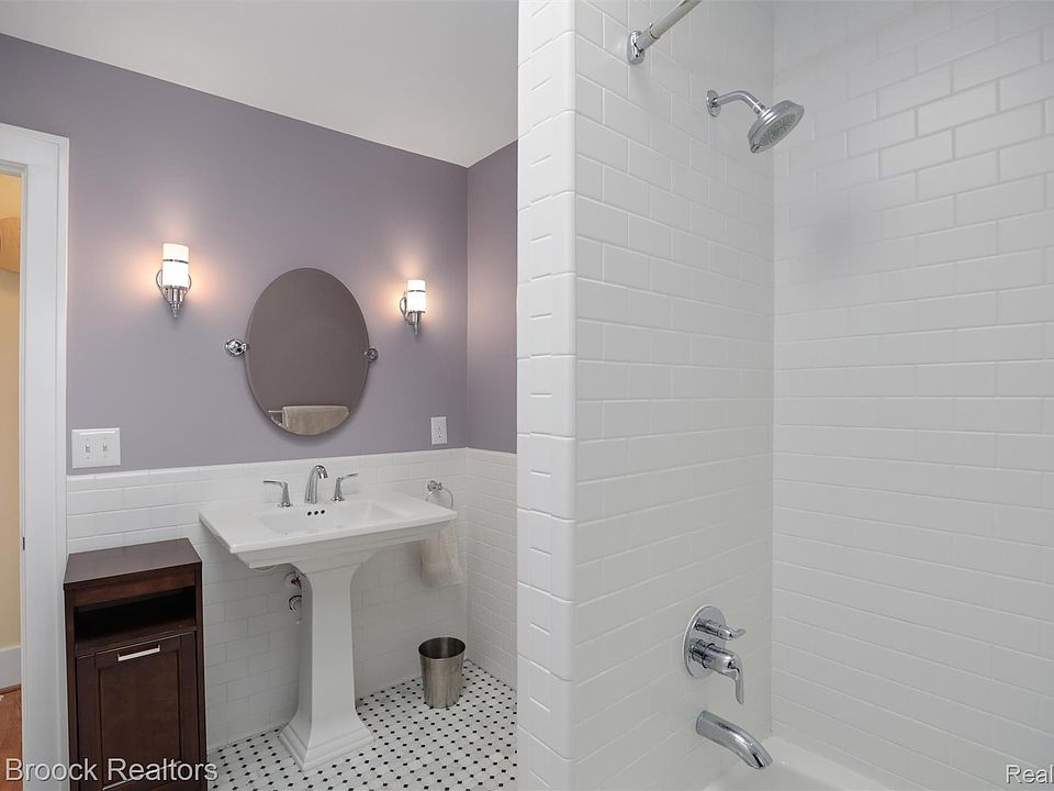 46 Oakdale Blvd, photo 28