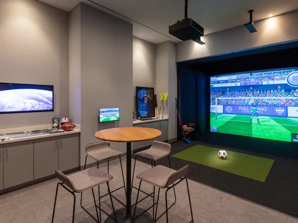 200 Amsterdam Avenue image 27 of 29