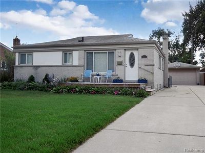 11141 Garden St, Livonia, MI, 48150