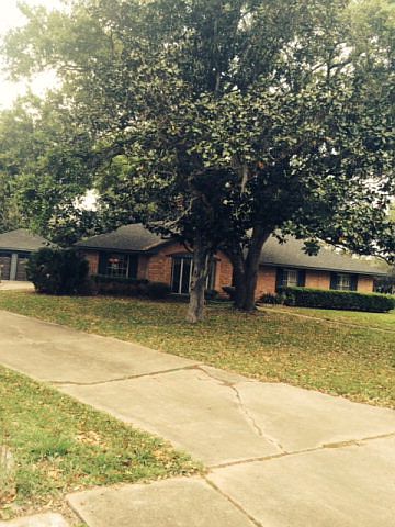 1st image of 124 Hyacinth St