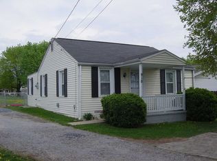 910 Country Club Rd, Harrisonburg, VA 22802