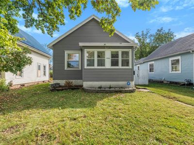 1046 12th St NE, Cedar Rapids, IA, 52402