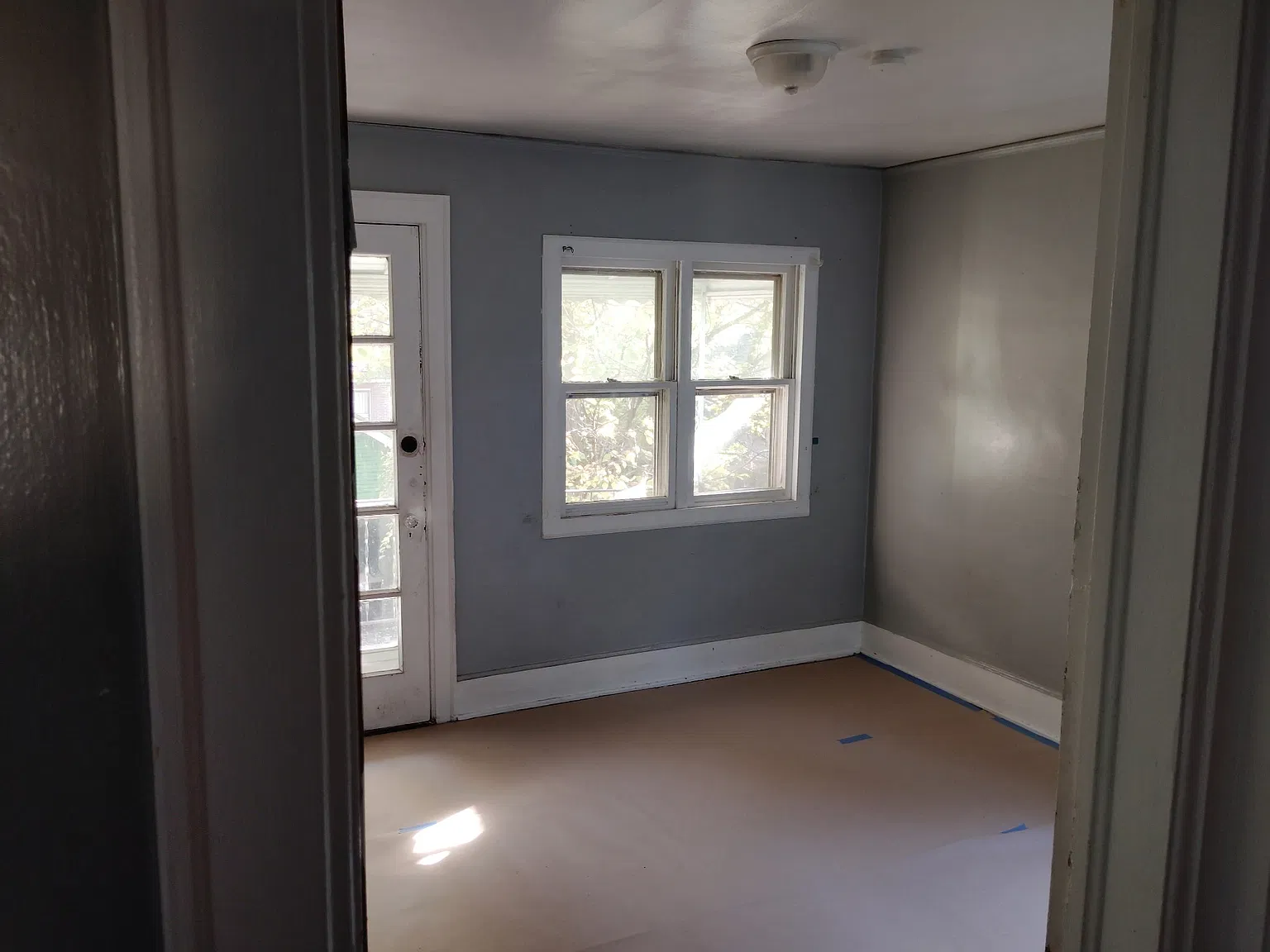 4 bed, 2.5 bath, 4356 sqft, $1,400 — Photo 3