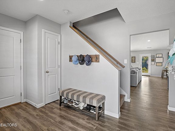 4th image of 1144 Blackstone View Ln