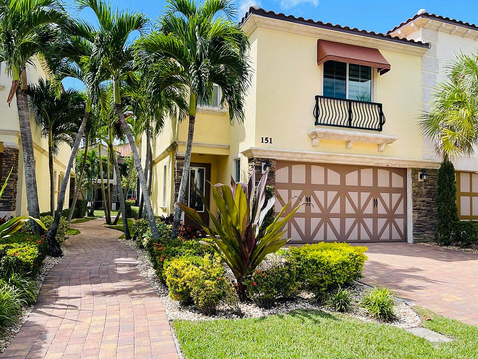 1st image of 151 Sword Fern Pl