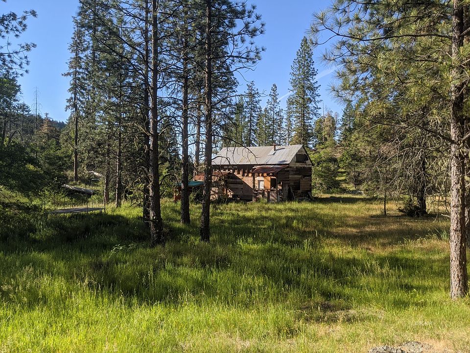 18393 Zenia Lake Mountain Rd, Zenia, CA 95595 | MLS #2112158 | Zillow