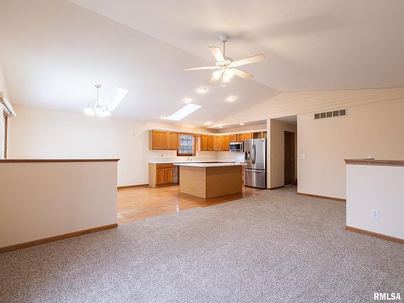 4th image of 4306 W Carrousel Ln
