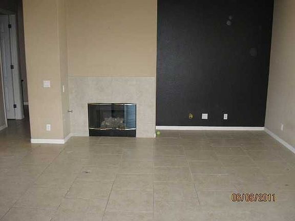2nd image of 48222 Coosbay Bridge Cir