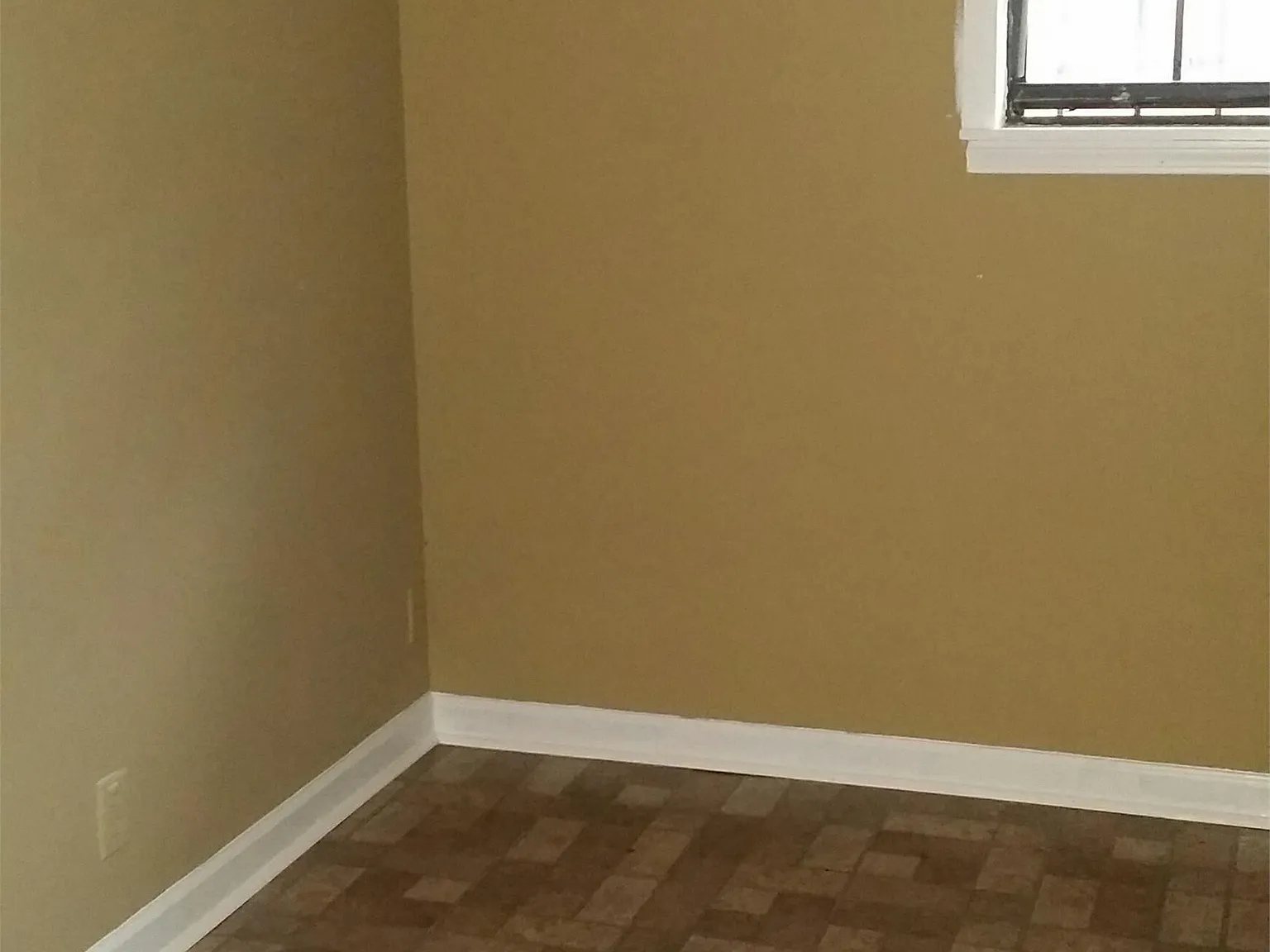 2761 Rockdale Dr - 1 — Photo 4