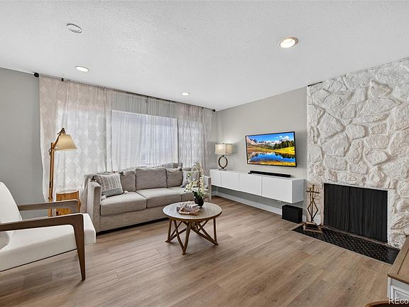 2nd image of 1306 S Carson Way