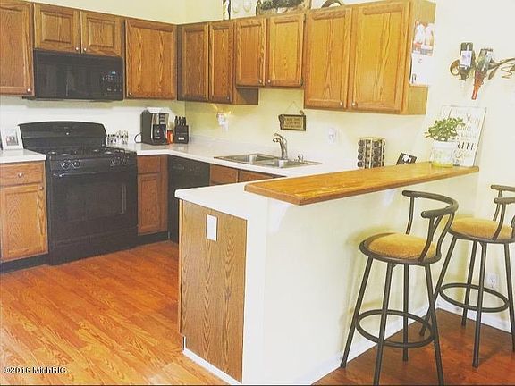 5th image of 2024 Forest Dr