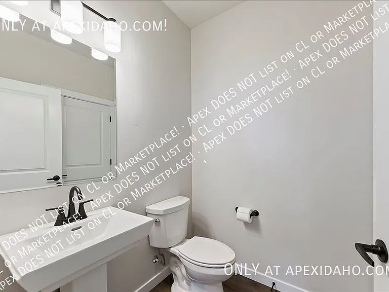 4256 W Topeka St — Photo 6