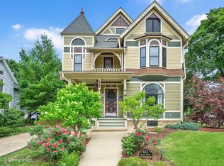 442 Du Page St, Elgin, IL 60120