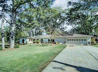 505 Kennedy Dr NW, Magee, MS 39111