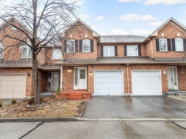 35 Malta Ave N #37, Brampton, ON L6Y 5B4
