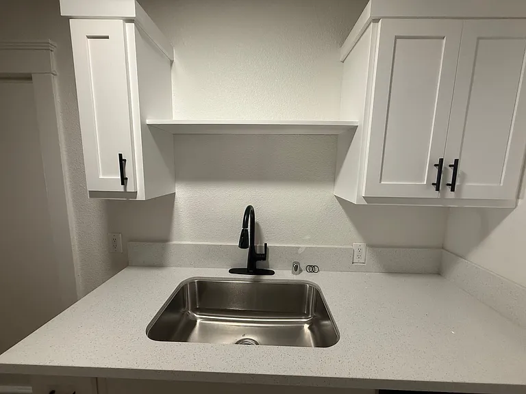 701-723 Pacific Ave #701 — Photo 10