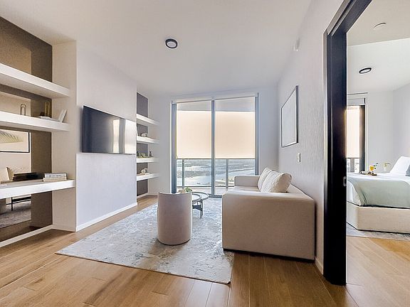4th image of 335 Biscayne Blvd #Id1232162p