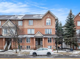 76 Lakepointe Dr, Ottawa, ON K4A5E5