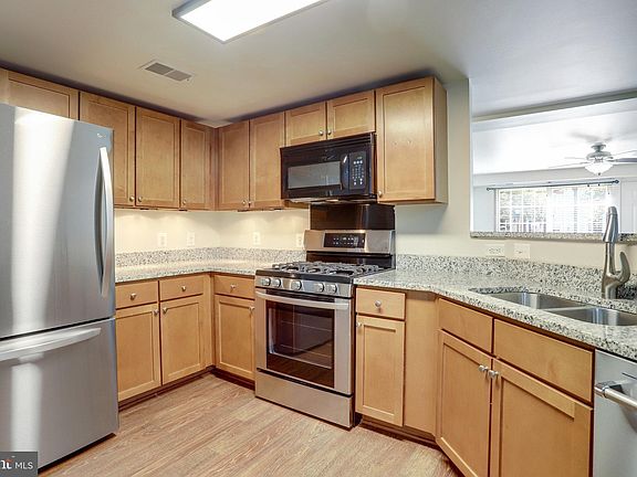 5th image of 1339 N Van Dorn St