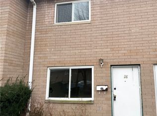 797 Babbitt Rd APT 28, Euclid, OH 44123