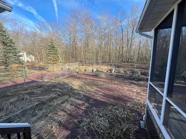 102 Lehigh River Ct