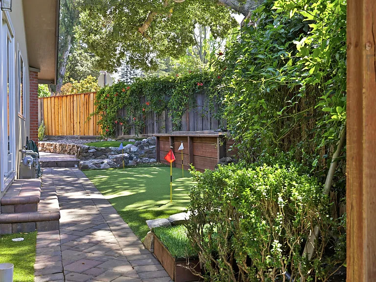 1265 Vancouver Ave — Photo 42