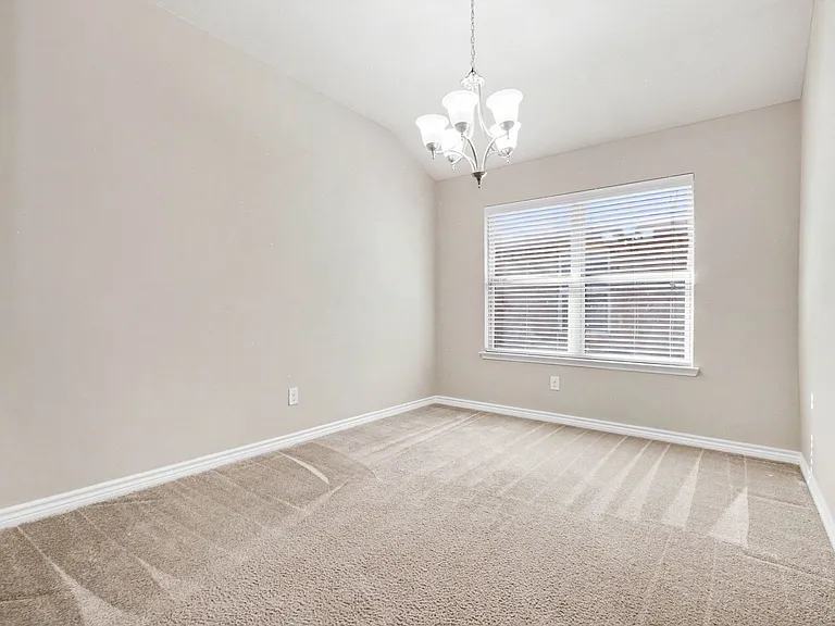 1412 Villa Paloma Blvd — Photo 16
