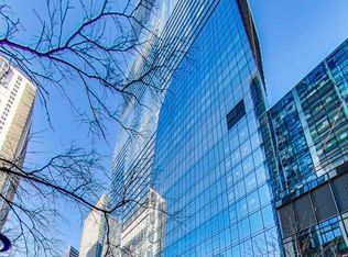 363 E Wacker Dr #3709, Chicago, IL 60601