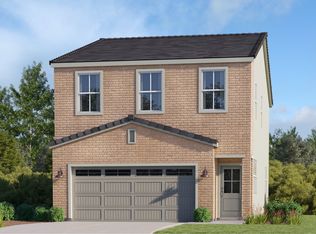 1810 S Valley Rd, Madera, CA 93636