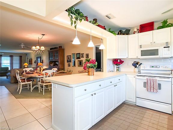 3rd image of 1330 N Brandywine Cir