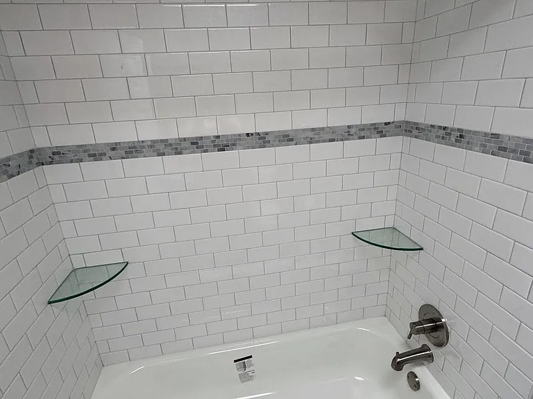 184 Madison Dr — Photo 8