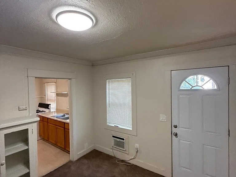 10057 Cherry Ave #5 — Photo 5
