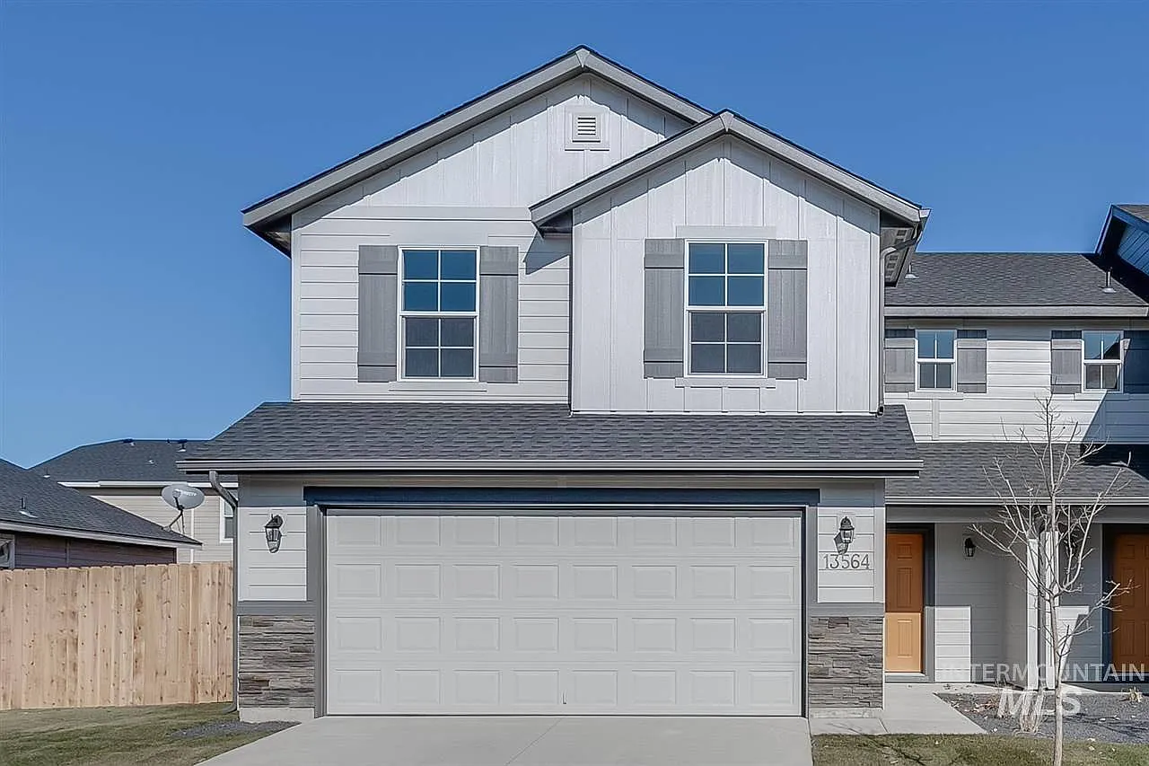 3 bed, 2.5 bath, 1491 sqft, $2,000 — Photo 1